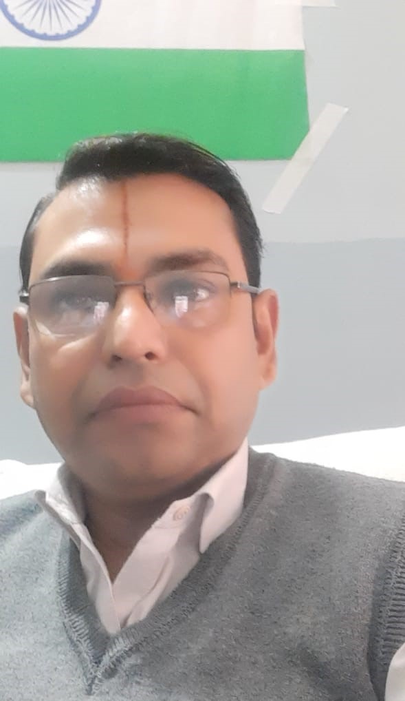 Dr Avinash Shukla